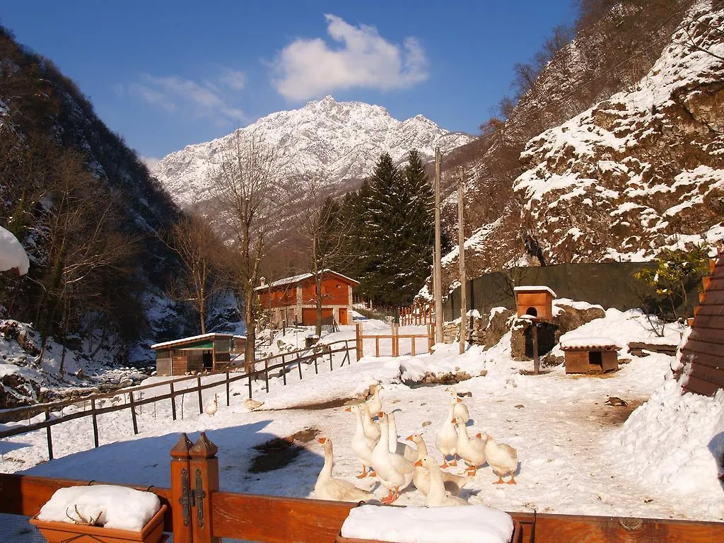 Agriturismo La Vecchia Chioderia Grandola ed Uniti Vakantieboerderij